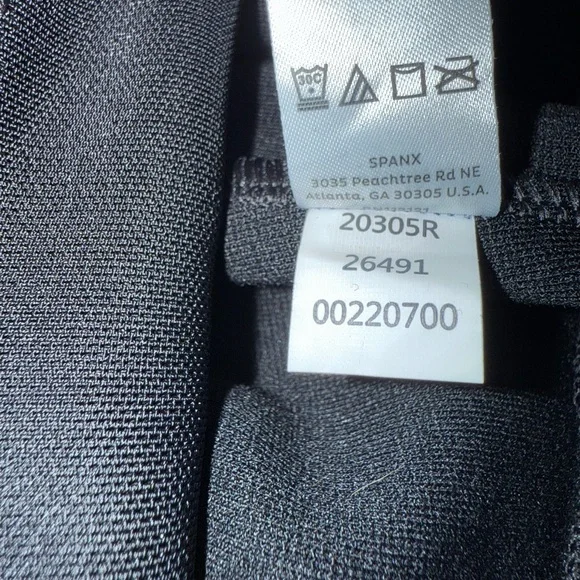 Assets Spanx Leggings Size Small 20305R Moto Faux Leather Ponte Black - Picture 8 of 8